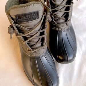 Sperry Saltwater Duck Boots Women’s Size 6 | Waterproof Lace-Up Winter Boot